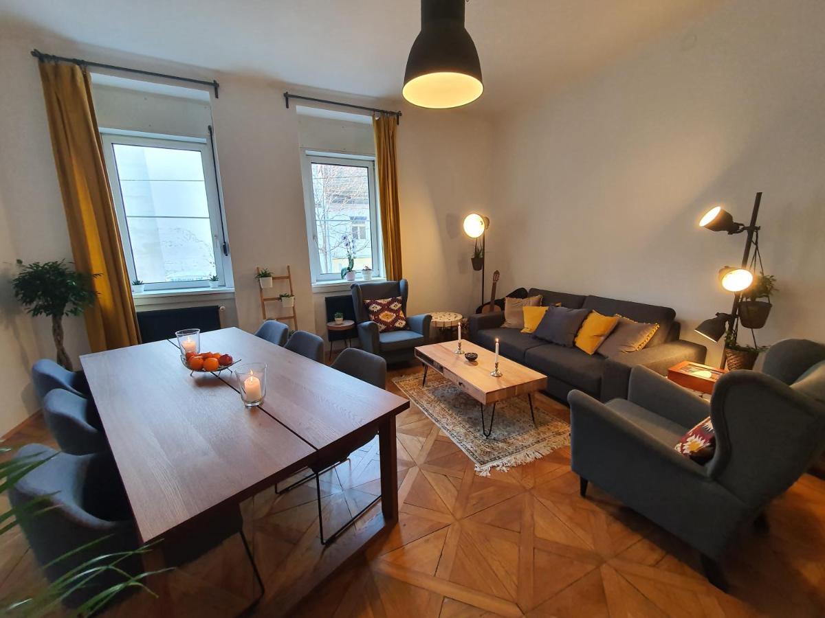 Central Graz Apartments By Payman Club Екстер'єр фото